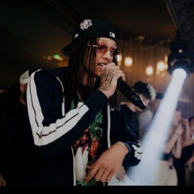 shxrkfnupdates's profile picture. | not affiliated with anyone | updates on the best player in EU @shxrkFNBR 🦈 |