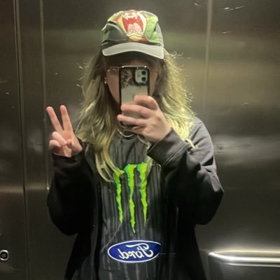 blemcorporation's profile picture. if u dance with the shnake in the shnake pit ur gonna get slithered on… and i got a lot of fuckin shlime to dish out to boys
