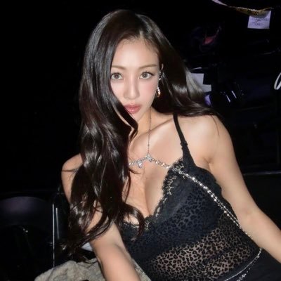 scarletzorels's profile picture. once, nevie, luvie💝 peneloise💐📖 sahyo🍭🔑 FREE PALESTINE🇵🇸