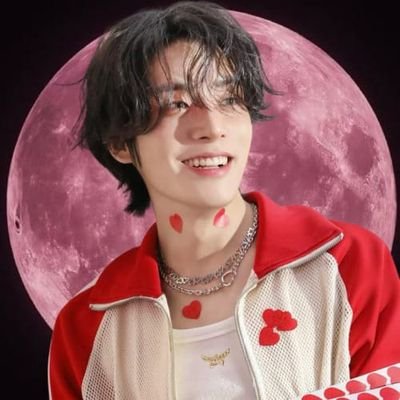 hwa8eez's profile picture. |03 liner| ~ |♑️| ~ |🇪🇬| ~ |Engene| ~ |Luné| 
☆she/her☆