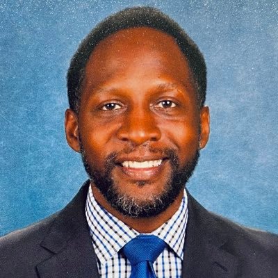 TWilliams_EdS's profile picture. 1 Tim 2:5-6 | Husband | Dad | School Admin | Gospel Musician 🎹| ΦΒΣ 🤘🏾| F&AM | Mine own thoughts, tweetéd thus.