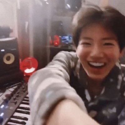 kkyuingcrazy's profile picture. 평생 오대오머리 해줘
