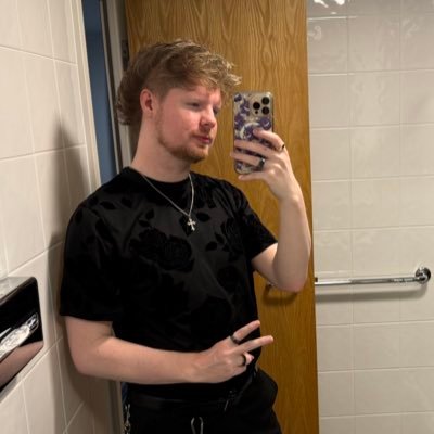 RyLou_95's profile picture. ✨ Fighting evil by moonlight, winning love by daylight ✨Josh 💖🥰 He/Him #LGBWITHTHET #blacklivesmatter #freepalestine 🇵🇸🏳️‍⚧️