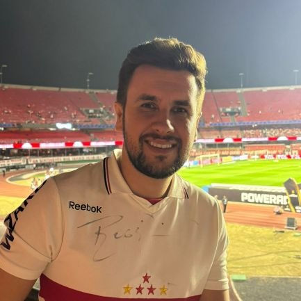 GLicioni56378's profile picture. Advogado, cantor e São Paulino,  não necessariamente nessa ordem.