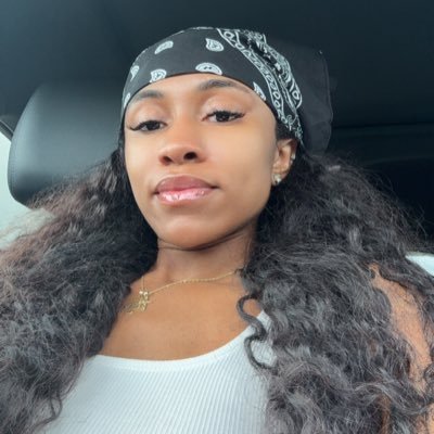 rae_ken's profile picture. founder of @thesilentinjury              immersed in impact, rather than impression 🖤