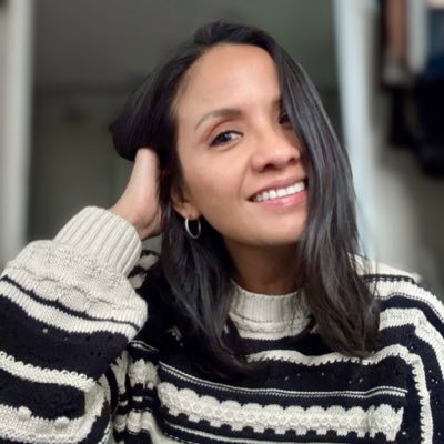 fivi187's profile picture. 🇵🇪🇸🇬🇦🇺 | Administrative Assistant | Photophile 📸 |        Learning #Python #Swift #100DaysOfCode #100daysofchallenge #womenintech #lamgtwt