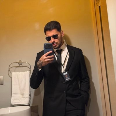 JohanSpeak_'s profile picture. Mi nombre es Johan, pero me pueden llamar SPEAK 🥸