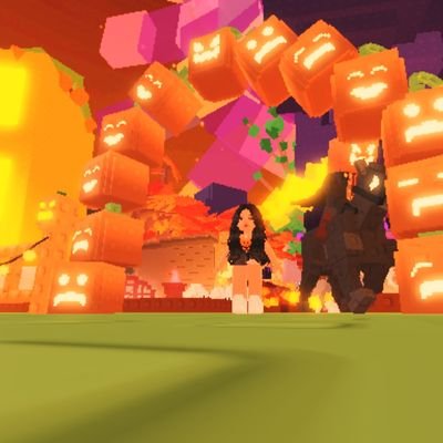 XtineNichole's profile picture. 