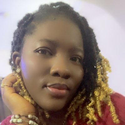 PruDesigns's profile picture. 📚 Aspiring Product Designer | Transitioning from Fashion to Tech | Exploring creativity at the intersection of design & technology | Lifelong learner