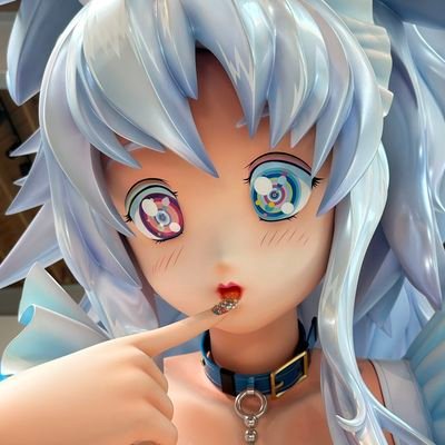 veh_necia's profile picture. 