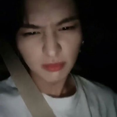 lev4nterrr's profile picture. gay