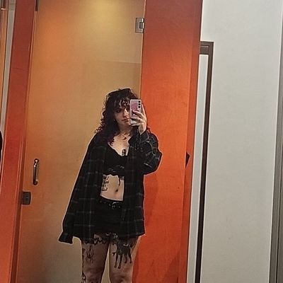 snwglobe's profile picture. minger enthusiast