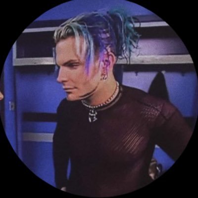 geekkgoddesss's profile picture. ajpunk daughter 🩷