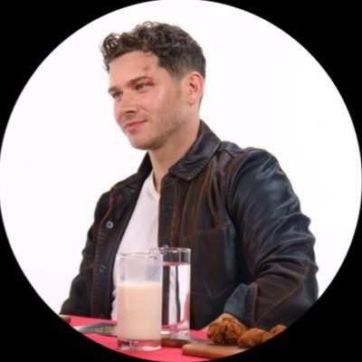 tomchalxvdh's profile picture. as shakespeare once said : “hello”