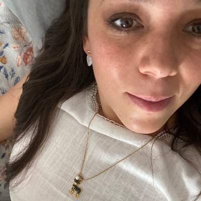 Lizz_zuflany's profile picture. Yo