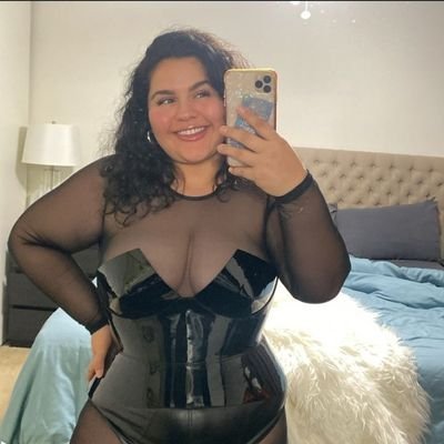 marylane190195's profile picture. honestly