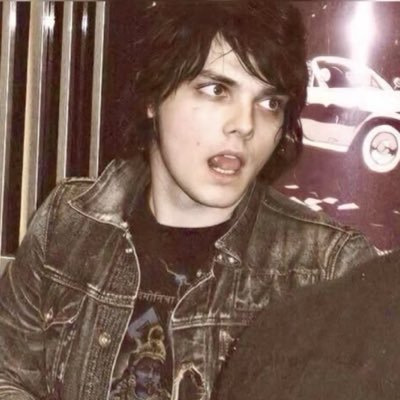 rileyorsmth's profile picture. i love gerard way