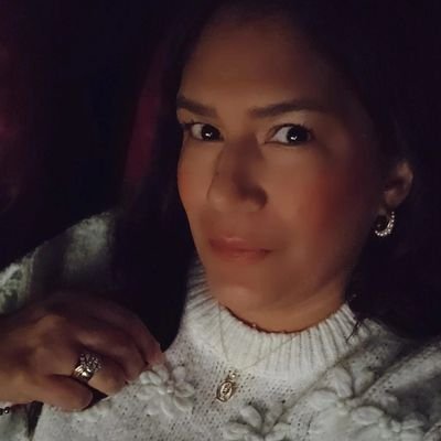 @LydiaStyledMom