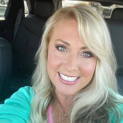 evelynwilson092's profile picture. 