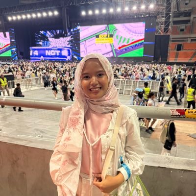 anggiemaurdy's profile picture. Sic Parvis Magna🍍