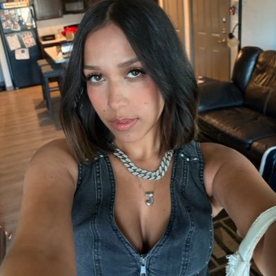 GetItGabbbby's profile picture. mamacita. wifey. cancer survivor. reality tv junkie. movie & music lover. volleyball coach. sports sicko. i tweet about the @spurs & @indianafever. a lot.