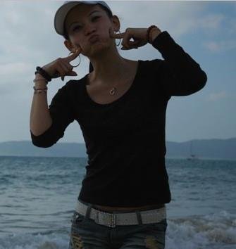 EthanBaker72700's profile picture. "Breaking down t🌻he walls between meme🚀s and m💦arket data.