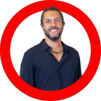 borjagiron's profile picture. Enseño Marketing Radical a profesionales que salen del rebaño 🐑 y priorizan su libertad 🏄‍♂️ | ⬇️ Únete gratis a la Newsletter:
