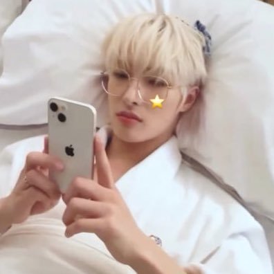 jiminieluvclub's profile picture. me and my bangteez against the world