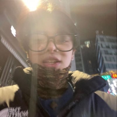 __qw0o__'s profile picture. im tired of making stan acc for my dudes