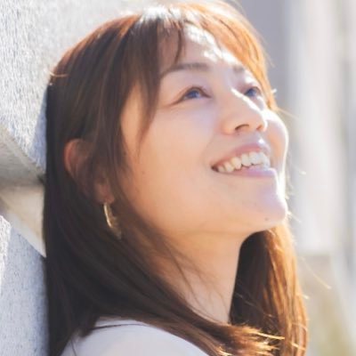 8_hitomi's profile picture. 自己否定→自己開花へ寄り添う🌸心とカラダのセラピー🕊️ ⛩社家ルーツ × ダンス歴26年💃17年のDVから解放され再スタート🌈😊お問合せ・ご相談先💁‍♀️https://t.co/xYg7TqMvhP🌸https://t.co/bwhQ8vzQ9L