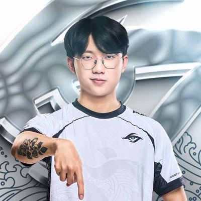 takiiiiii_kunnn's profile picture. Support at @teamsecret League of Legends 🇻🇳 Contact for work: takilol777@gmail.com