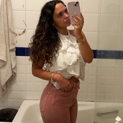 amartinhaelinda's profile picture. 🍵🧸📖💌†

https://t.co/tZ43oey266