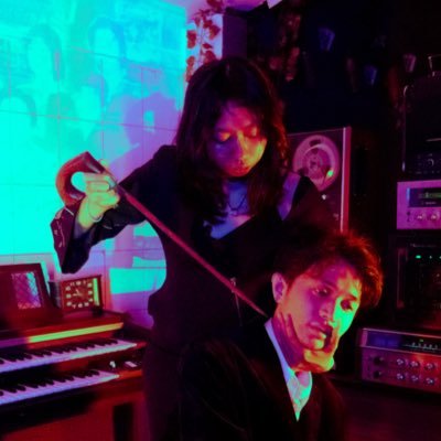 azzfdd's profile picture. live, laugh, logic pro x.