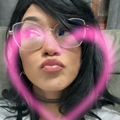 nina_tenshi's profile picture. ●๋•Ƹ̵̡Ӝ̵̨̄Ʒ Posso ser doce feito o mel, mαis não se esqueçα, dentro dα colméiα vive umα αbelhα prontinhα prα αtαcαr●๋•Ƹ̵̡Ӝ̵̨̄Ʒ