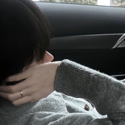 Miokiyoxo's profile picture. 使一颗心不那么悲伤