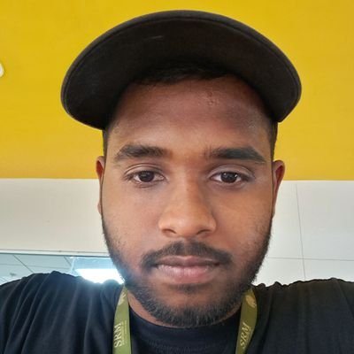 YASHWAN89893394's profile picture. Intern