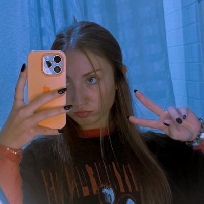 locldreamer's profile picture. + stay strong, live on