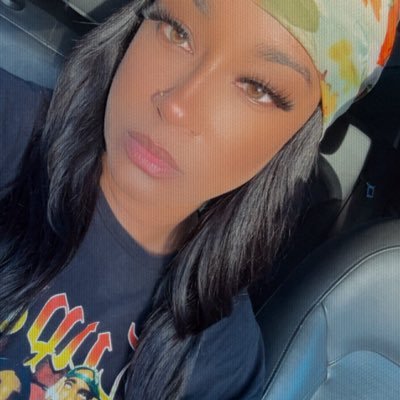 Shamanquenicole's profile picture. 💋