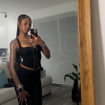 triniahh's profile picture. NCAT Alum | Grad Student IG:@Triniahw