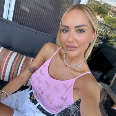 BoltOfThunder's profile picture. I like a saying: Bitterness and sweetness come from the outside world, but strength comes from the heart, and it comes from a person who works hard# Shopping#