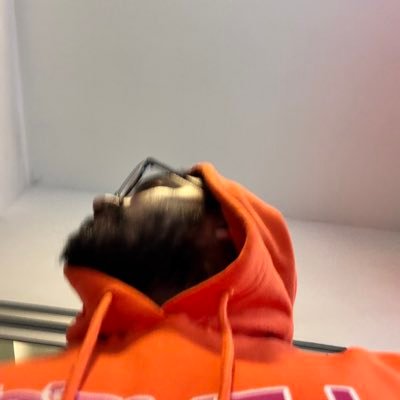 kpisfilc's profile picture. Maeich eiz Muchik //

Eterno preocupado por alcanzar el orden  //

Peleador del aire.