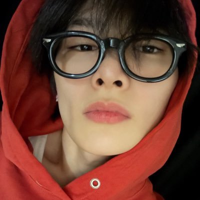 moondropstarry's profile picture. I'm a man and I'm gay, stfu