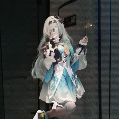 shijunjun_qwq's profile picture. 171cm/42kg coser 喜欢女孩子