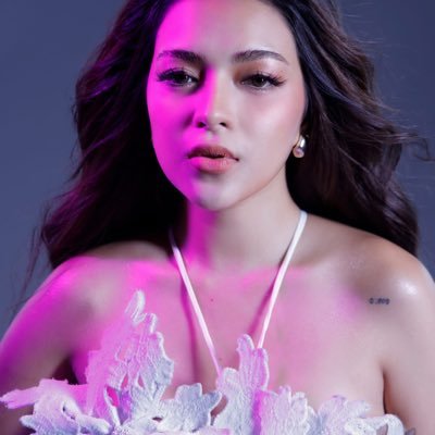 angelngmikbrent's profile picture. 