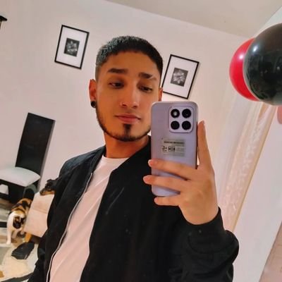 DaniellRc7's profile picture. Buenas vibras 💫