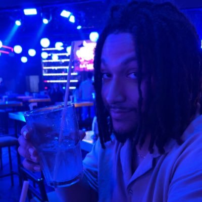 Dasilvuh's profile picture. 🦉