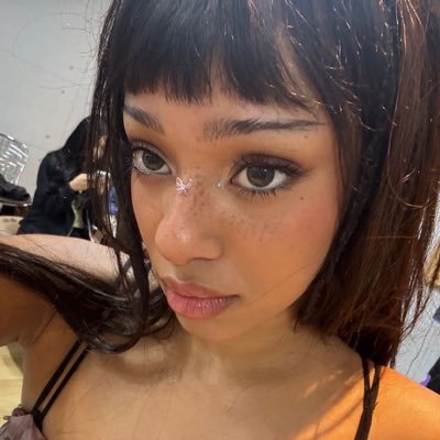 sqbriii's profile picture. ˖ ౿ ݁ . and yes, godbless even the mean girls ⟢ infp ⨾ eyekon ✶ editor ⤸
