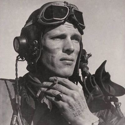 Adrianocor3's profile picture. Twitter for information