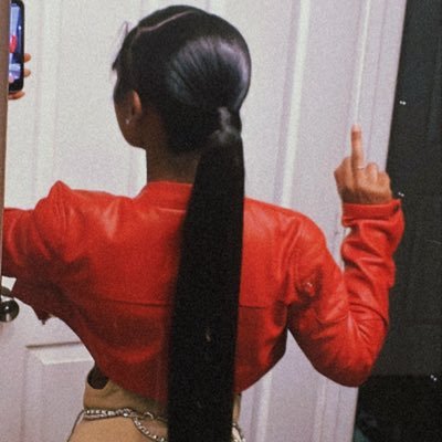 littlemsmilf's profile picture. literally justagirl🎀💅🌸