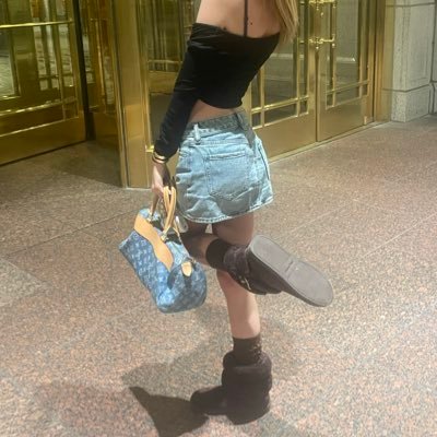 QEmilyrae's profile picture. Pay for my coffee, stay for the content ☕️💸 Link below💵 $10 TRIBUTE to speak 🥰